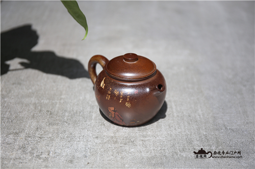 建水紫陶柴烧茶具釉色天然安全吗？