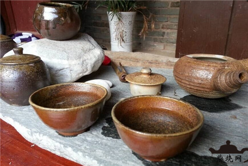云陶柴烧：百年碗窑村和华宁陶