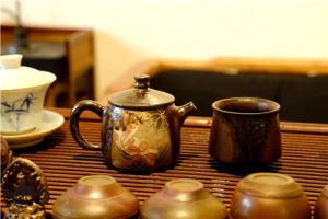 为什么越来越多的人选择用柴烧壶泡茶？